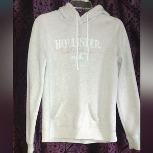Women's Hollister hoodie size medium